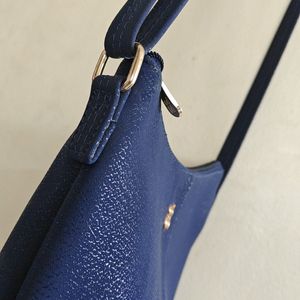 Baggit Sling Bag , New tag Missing