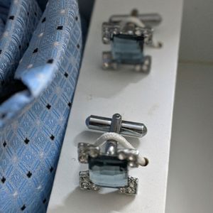 Price Dropped 😁 Mensome Silk tie & cufflink Gift