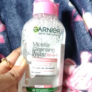 Garnier Skin Naturals Micellar Cleaning Water