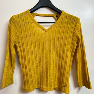 y2k ONLY yellow top (will give 20%off on below ₹