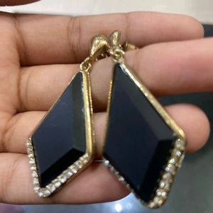 Party Earrings In Black