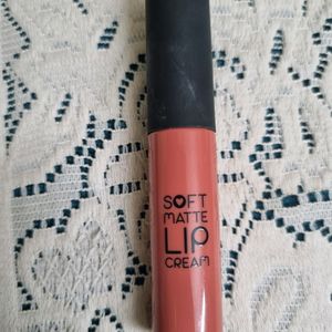 Swiss Beauty Soft Matte Lip Cream