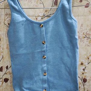 Women Buttoned Crop Top