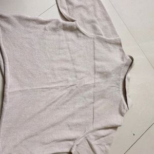 Beige T-shirt