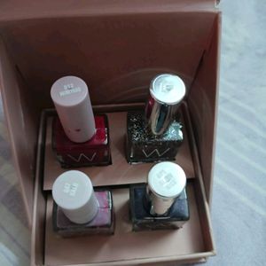 W Nail Polish💅 Set of 4