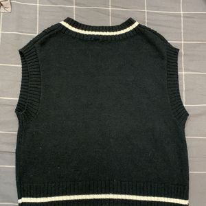 H&M Sweater Vest