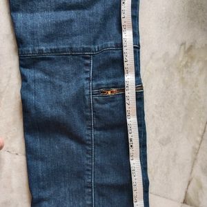 Roadster Blue Jeans With Down Pockets