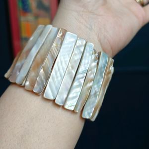 Mother Of Pearl / Alabone Bracelet