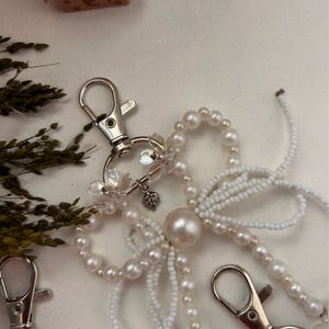 Pearl Bow Keychains