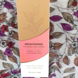 Brand New Hk Glowup Brightening Foaming Face Wash