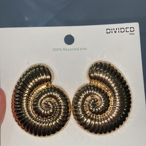 shell earings h&m