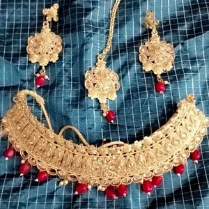 Jewellery set from women