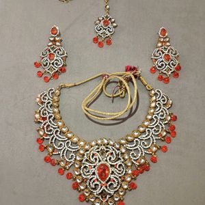 Necklace Set