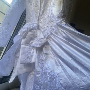 Wedding Gown So Beautiful 🤩