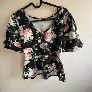 Floral Peplum Balloon Sleeved Top