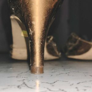 Gold Pencil Heels Sandle