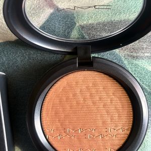 MAC EXTRA DIMENSION SKINFINISH POUDRE LUMIERE