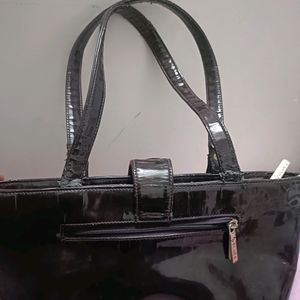 Low 🔅 Price - Used Handbag