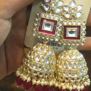 Heavy Beautiful Jhumkas.