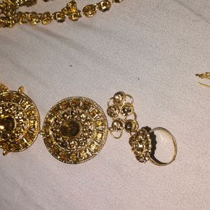 bridal set golden