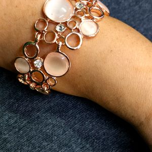 Rose Gold Western Style Bracelet (New)