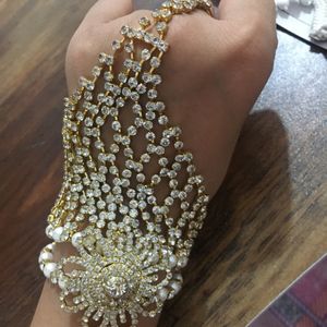 Bracelet With Pearls