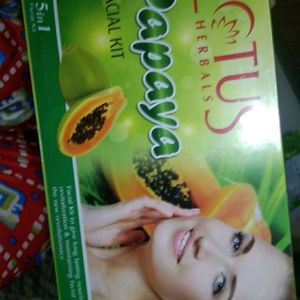 Lotus Papaya Facial Kit