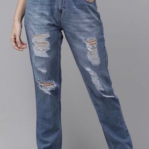 Roadster Boyfriend Straight Cut Ripped Jeans