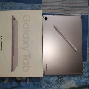 Samsung galaxy tab s9 fe 5g ..Like New Condition