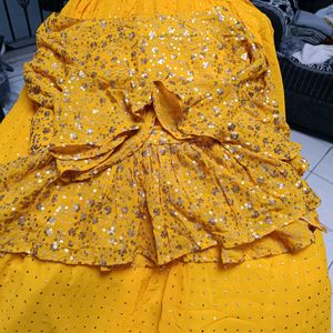 Yellow Mustard Lehnga Choli+ Golden Potli