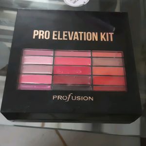 Profusion Makeup Kit Of 70 Pcs