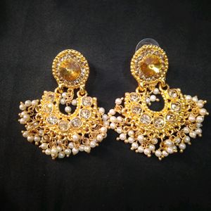 Gold Plated Bridal White Stone Earrings Maang Tika