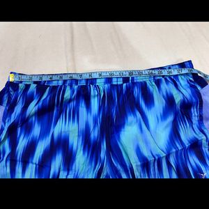 Old Navy Active size Small blue running shorts