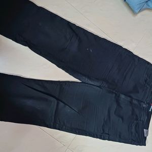 Black Skim Fit Comfy Jeans