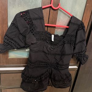 Greyish Black Puff Sleeves Crop Top