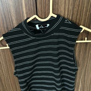 Black Ribbed Strechy Top