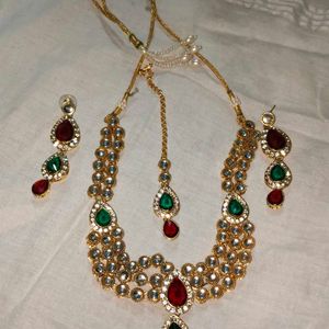 Elegant Jewellery Sets