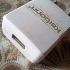 Karbonn Travel Charger