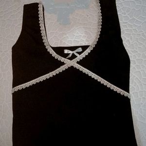 Lace black trim knit crop Cami top