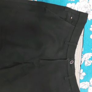 28 Size Mens Black Pant