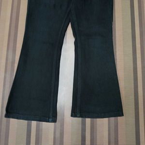 Z-57 Size 32 Flared Women Denim Jeans