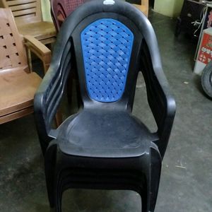 Plastic Chairs (New)