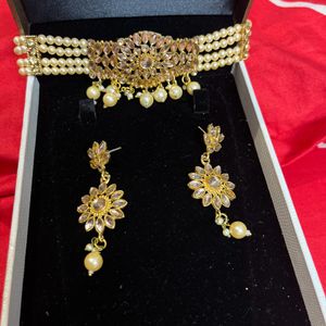 Golden Choker Set