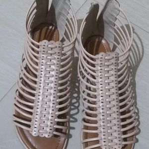 Beige Sandals With Zip