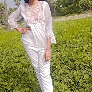 Fit & Flare White Georgette Embroidery Tunic