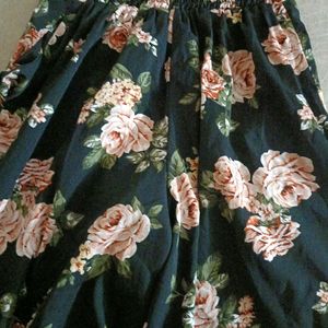 Cute Floral Black Long Plazo