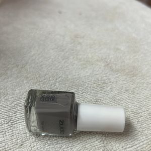 Brand New 1 Bottle Grey NAILPOLISH Colour