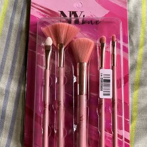 Ny Bae Pro Makeup Brush Set