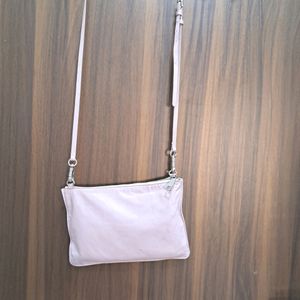 Pale Lavender Color 💜 Sling Bag In Suede Finish