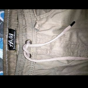 H&M 6 Pocket Cargo Pant